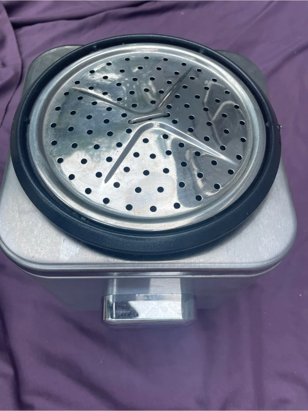 Cuisinart Stainless Steel Rice Cooker/Steamer - Silver missing top